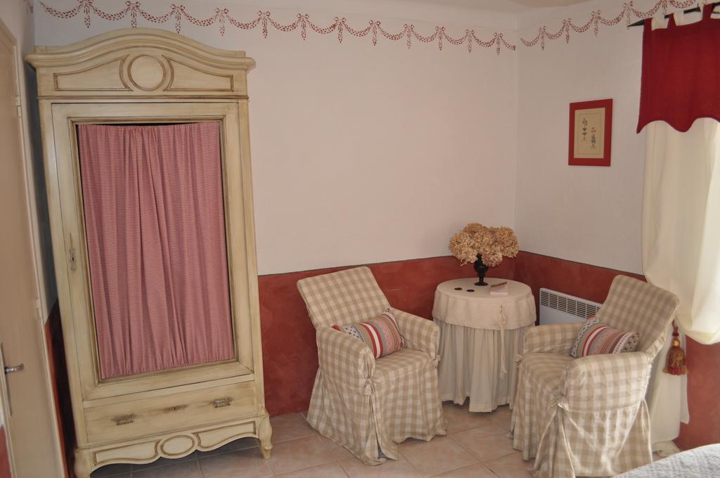 La Ribeyrette Bed & Breakfast Chamborigaud Bilik gambar